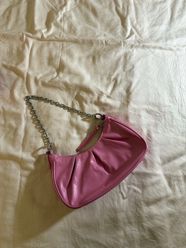 Zincir Detaylı Pembe Deri Kadın Çanta - Görsel 2