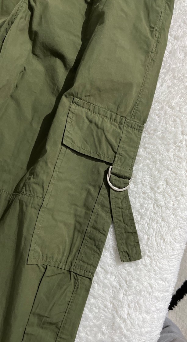 Kadın Yeşil Kemerli Rahat Kumaş Pantolon - Görsel 2