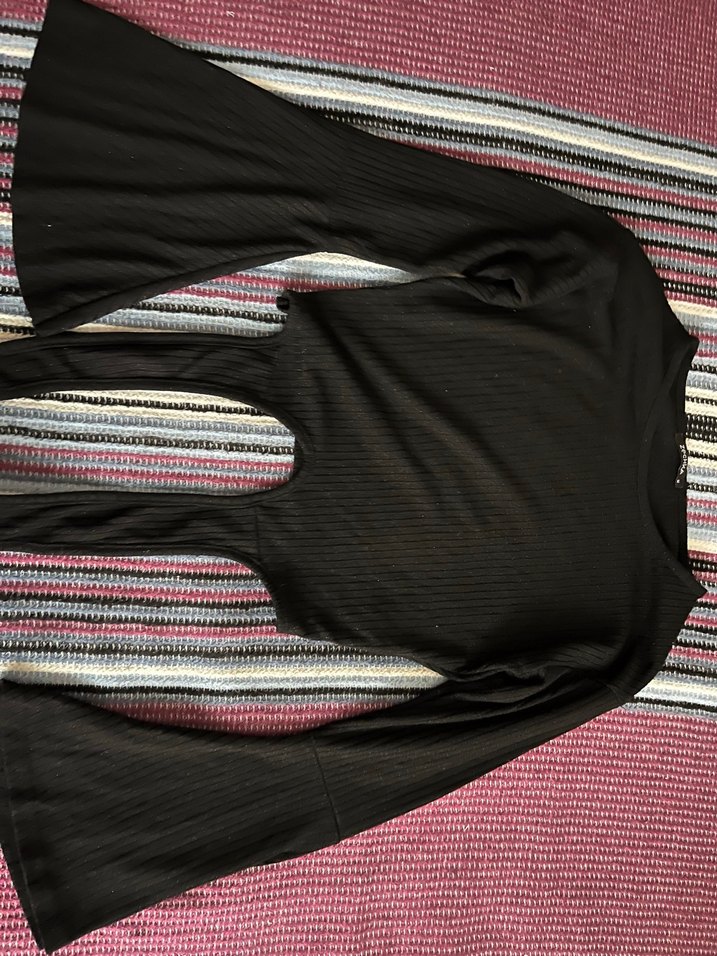 Siyah crop Uzun İspanyol kol  Kadın Bluz - Görsel 2