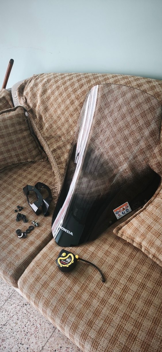 Honda Siyah Biker Motosiklet Camı.  
HONDA PCX TUR CAMI - Görsel 3