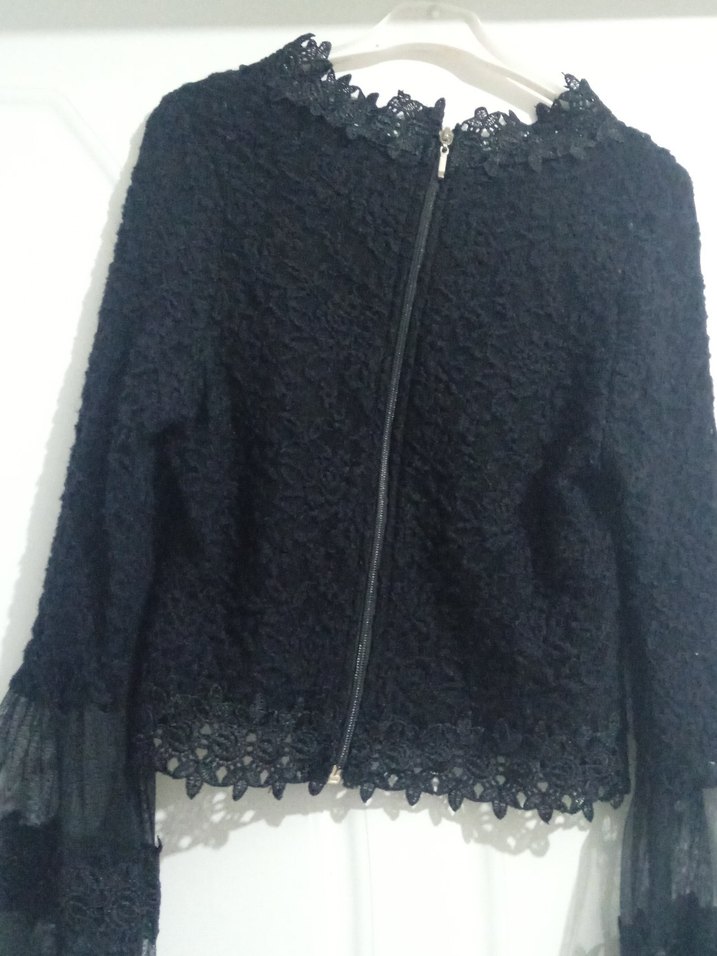 Dantel Detaylı Siyah Gotik Bluz - Görsel 2