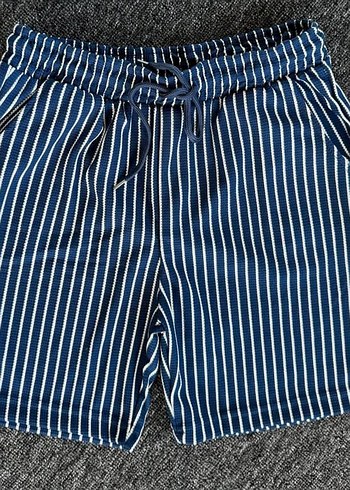 Siyah Klasik Kesim Kadın Yelek - Görsel 3