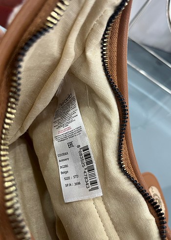 Krem Renk Peluş Detaylı Kadın Çanta - Görsel 5