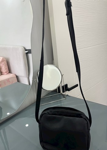 Siyah çanta - Görsel 2