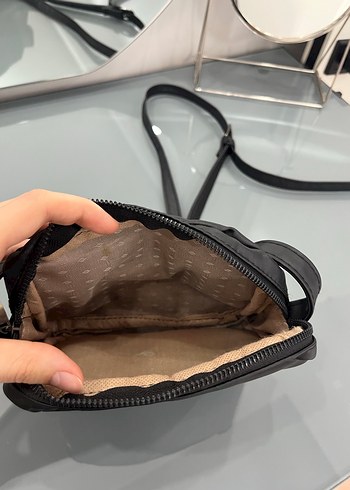 Siyah çanta - Görsel 3