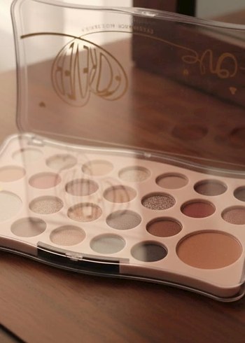 Bej Tonlarda Far Paleti - Görsel 2