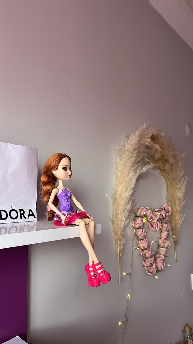 EVER AFTER HİGH OYUNCAK BEBEK - Görsel 3