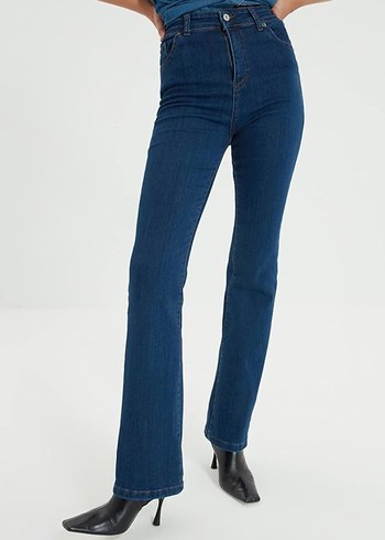 Trendyolmilla Yüksel Bel Flare Jeans - Görsel 3