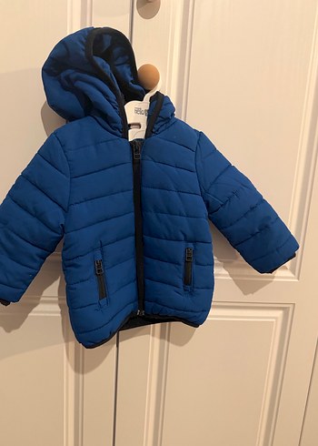 Erkek Çocuk Mavi Kapüşonlu Fermuarlı Mont - Görsel 2