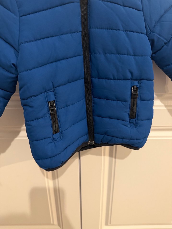 Erkek Çocuk Mavi Kapüşonlu Fermuarlı Mont - Görsel 3