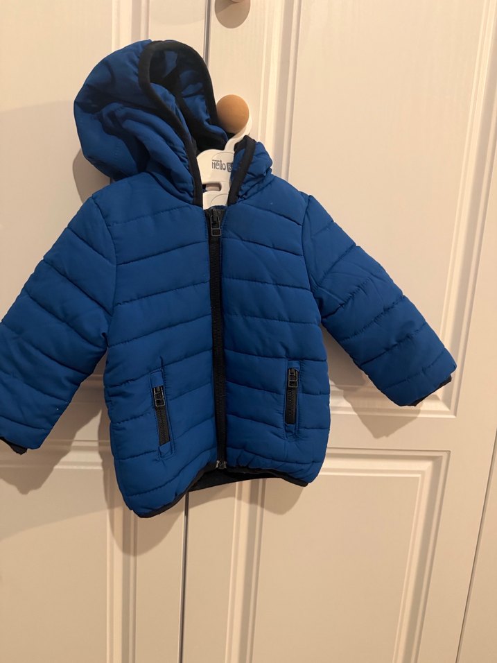 Erkek Çocuk Mavi Kapüşonlu Fermuarlı Mont - Görsel 2