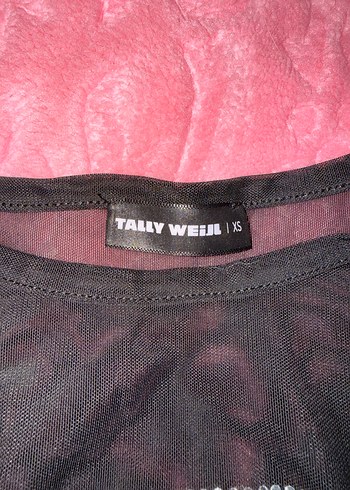 Siyah Dantel Detaylı Kısa Kollu Goth Tişört - Görsel 2