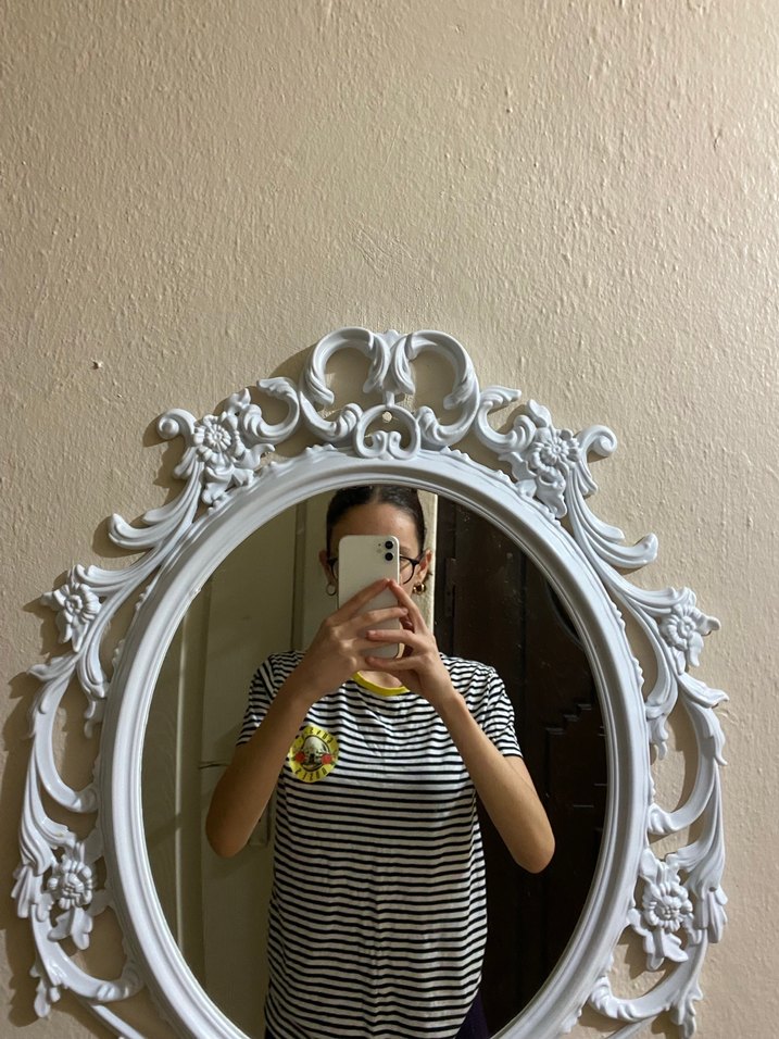 Siyah Beyaz Çizgili Sarı Yaka Tişört - Görsel 3