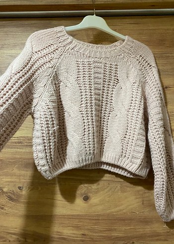 Nakış Detaylı Beyaz Örgü Kadın Kazak - Görsel 3