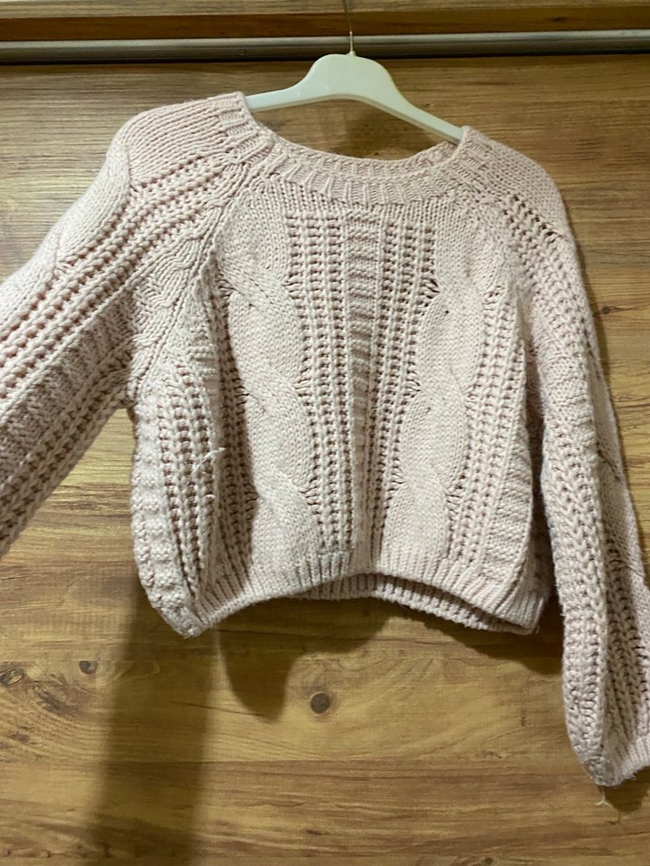 Nakış Detaylı Beyaz Örgü Kadın Kazak - Görsel 3