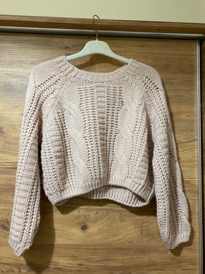 Nakış Detaylı Beyaz Örgü Kadın Kazak - Görsel 2