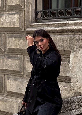 Kadın Siyah Deri Kuşaklı Trençkot - Görsel 3