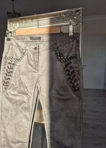 Gri Nakışlı Kemerli Kadın Denim Pantolon love in fashionon - Görsel 4