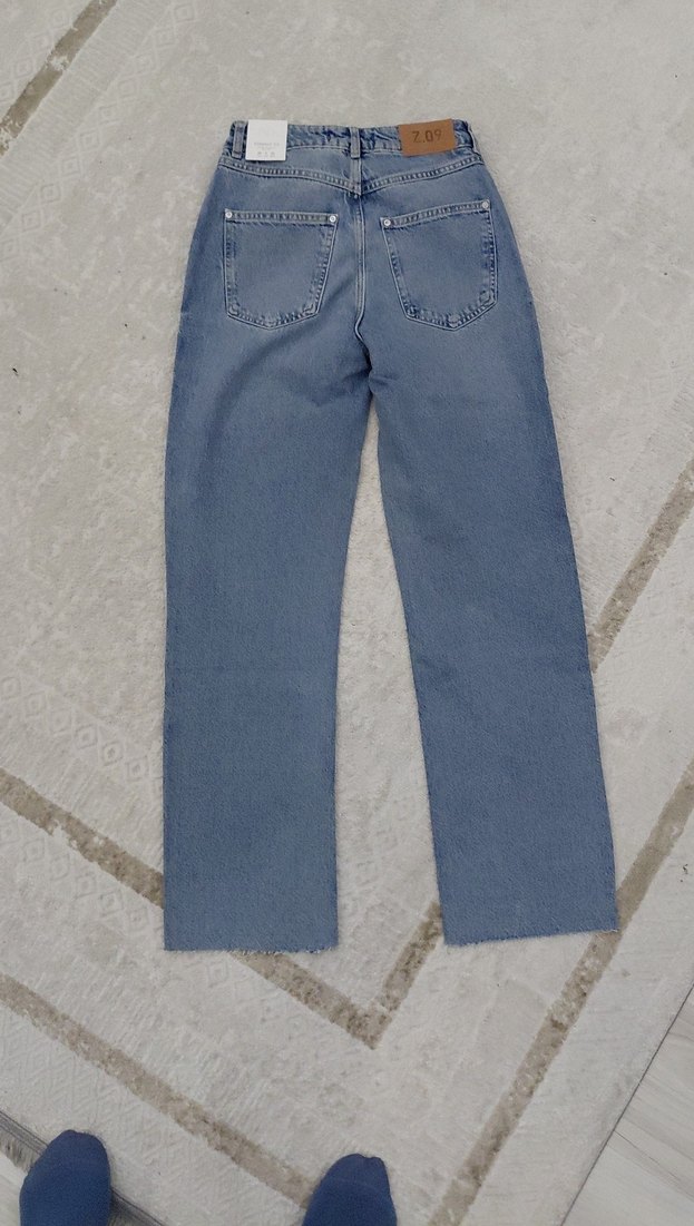 Zara Mavi Bağlama Desenli Denim Jean model 15 - Görsel 2