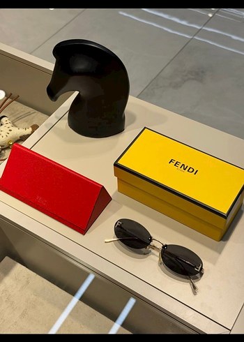 Fendi First Crystal Rimless Oval Sunglasses Gunes Gozluk