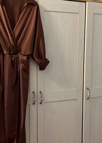 Kahverengi V Yaka Uzun Kadın Elbise - Görsel 2