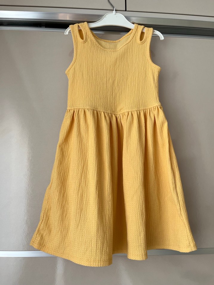 Kolsuz Sarı Keten Kız Elbisesi - Görsel 2
