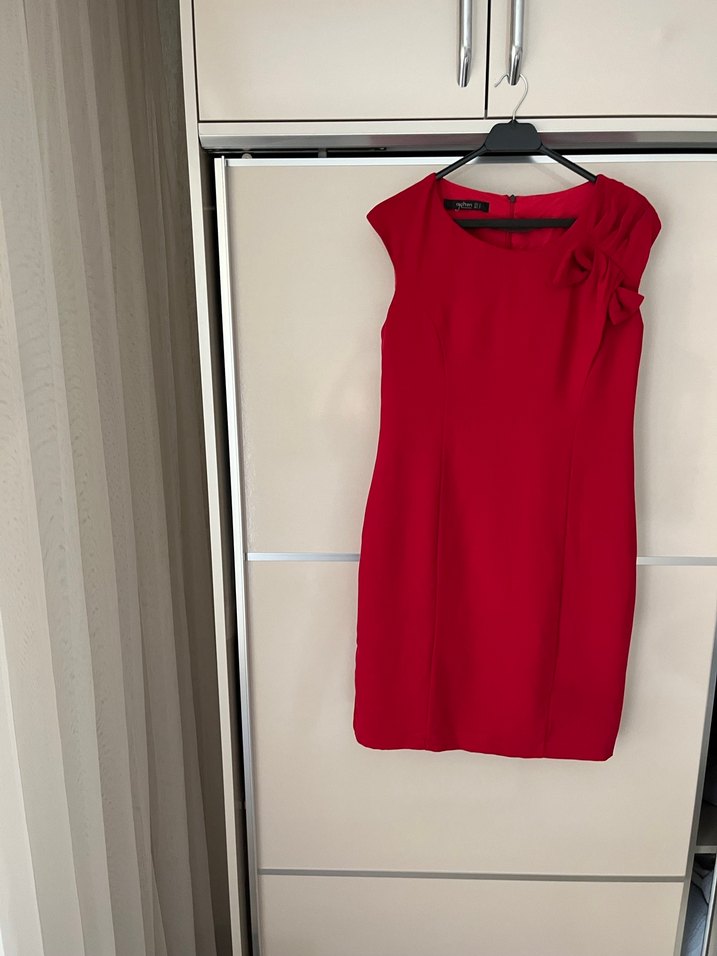 Kırmızı Drapeli Midi Kadın Elbise - Görsel 2