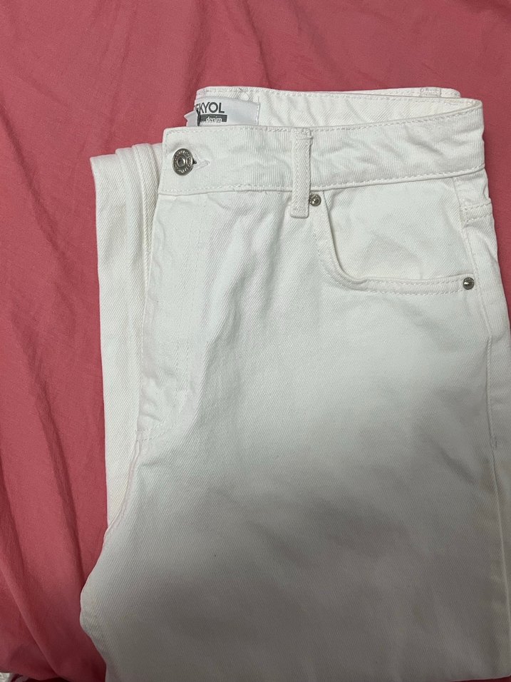 Beyaz Salaş Kesim Midi Kadın Jean - Görsel 5