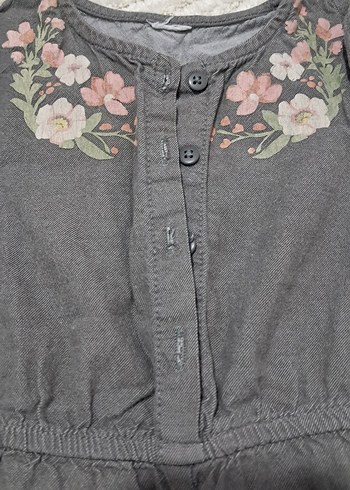 Kız Çocuk Gri Kolsuz Denim Tulum - Görsel 3