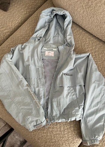 Bershka Kadın Yağmurluk - Görsel 2