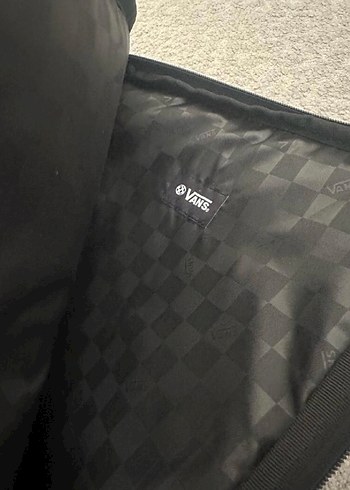 Orjinal Vans Siyah Beyaz Kareli Laptop Çantası - Görsel 4
