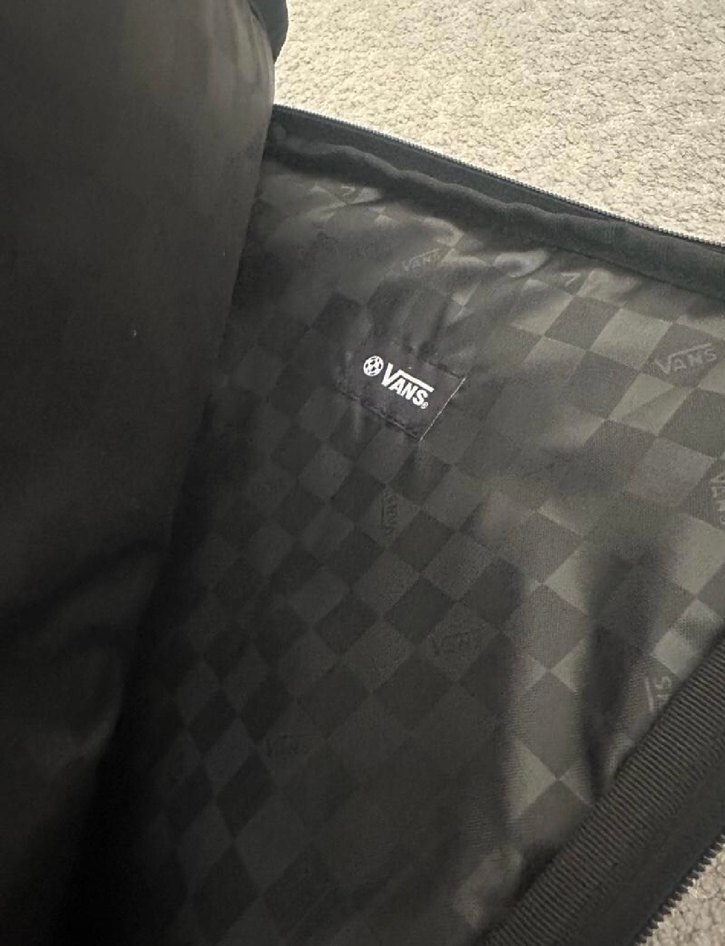 Orjinal Vans Siyah Beyaz Kareli Laptop Çantası - Görsel 4