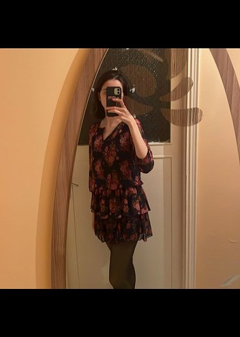 Lacivert Üzerine Bordo Çiçekli Mini Elbise - Görsel 3