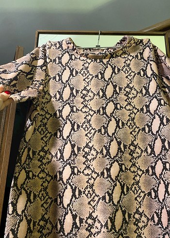 Yılan Desenli Midi Kadın Elbise - Görsel 2