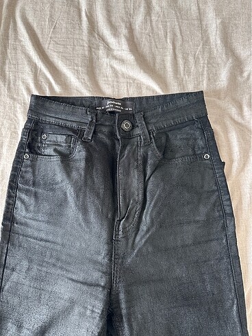 32 Beden siyah Renk mumlu jean