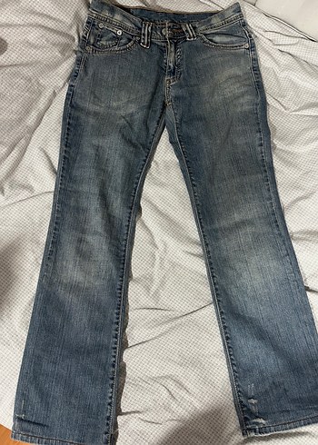 Levis ürünü