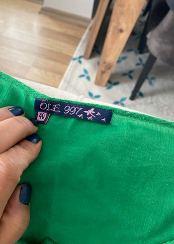 Yeşil Nakışlı Dantel Detaylı Bluz - Görsel 2