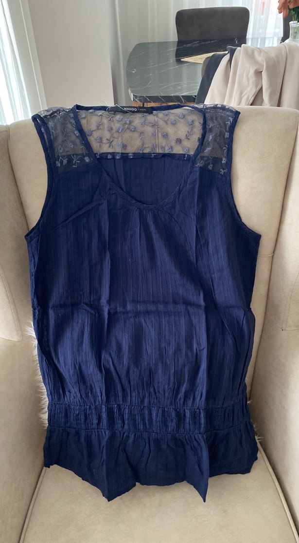 Dantel Detaylı Lacivert Kolsuz Bluz - Görsel 2