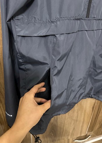 Columbia Gri Kapüşonlu Erkek Yağmurluk - Görsel 2