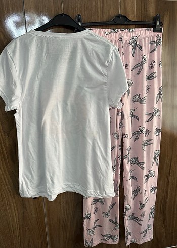 Bugs Bunny Baskılı Kadın Pijama Takımı - Görsel 2
