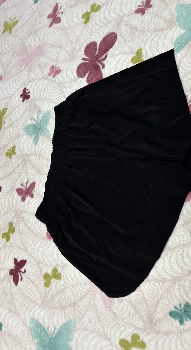 Siyah Mini Saten Şort - Görsel 3