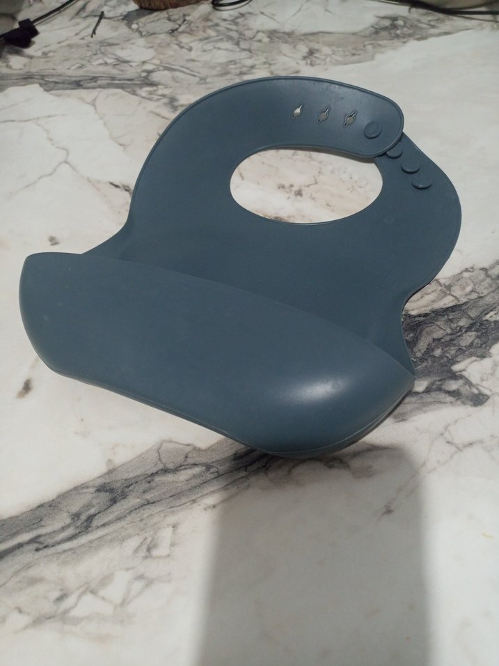 Mama Önlüğü Slikon - Görsel 2