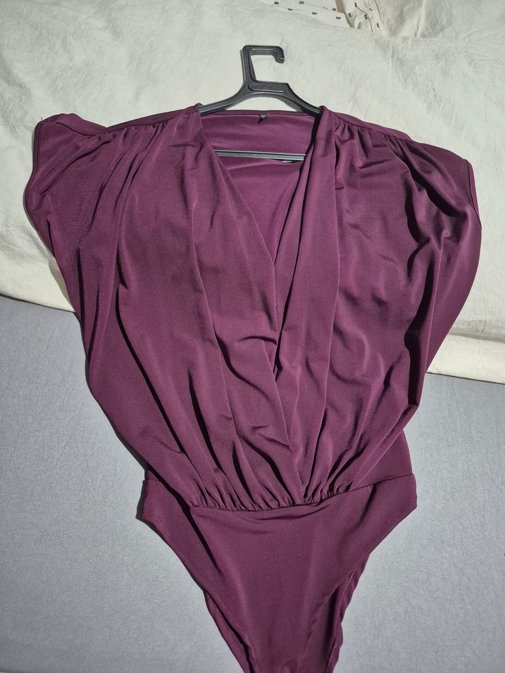 Mürdüm V Yaka Drapeli Kadın Bluz - Görsel 2