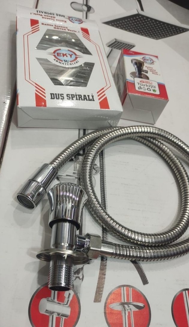 Kırmızı Mutfak Musluğu - Görsel 2