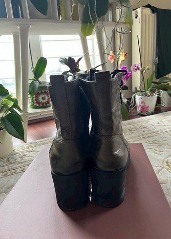 Derimod Haki Kadın Fermuarlı Topuklu Bot Az Kullanılmış 40Numara - Görsel 3