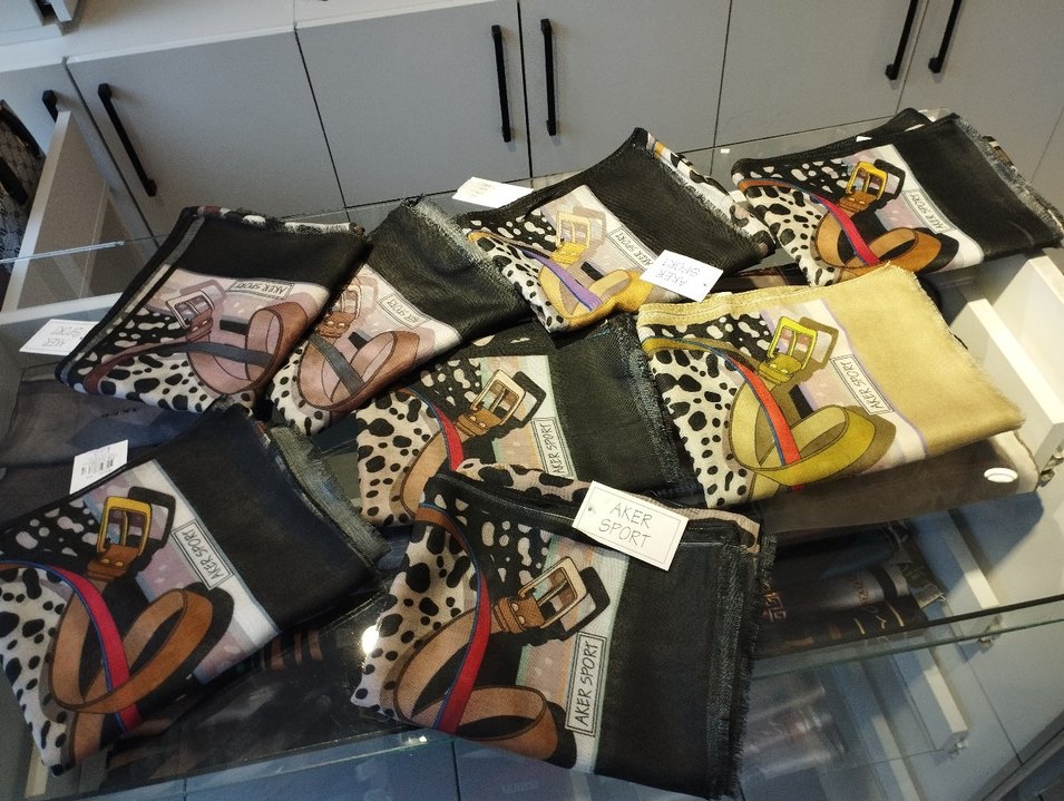 Aker leoparlı şal - Görsel 2