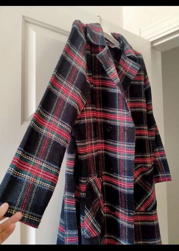 Drapeli Uzun Kollu Kadın Midi Kaban - Görsel 4