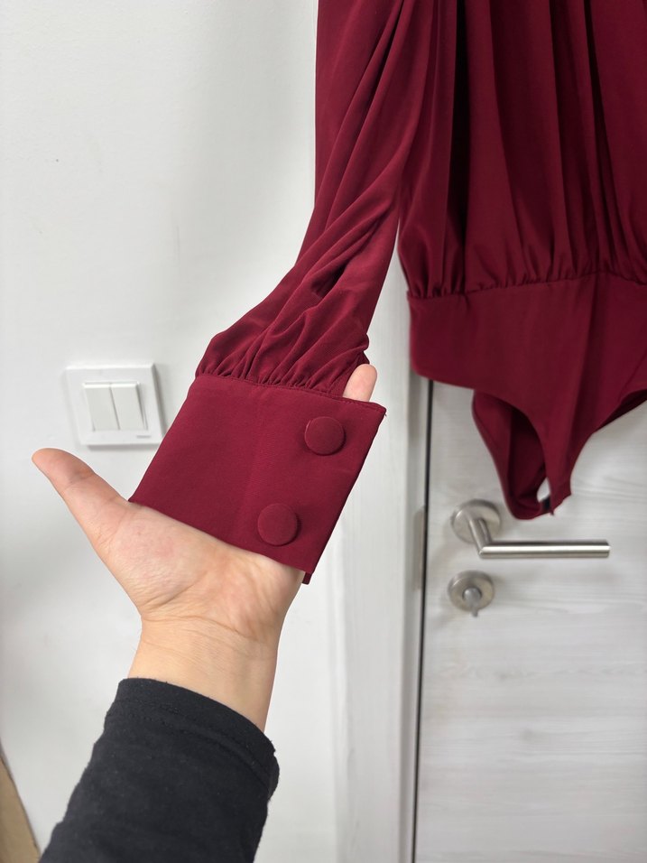 Bordo V Yaka Drapeli Kadın Bluz - Görsel 2