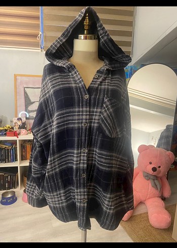 Ekoseli Kapüşonlu Kadın Gömlek - Görsel 2