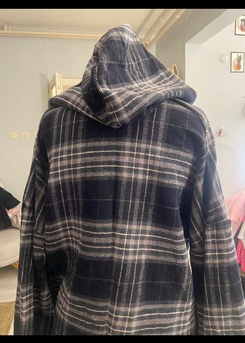 Ekoseli Kapüşonlu Kadın Gömlek - Görsel 3